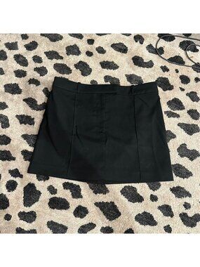 Black Mini‎ Skirt With Back